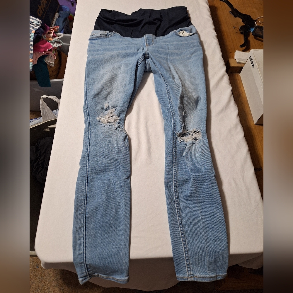 Old Navy Light Blue Distressed Maternity Jeans